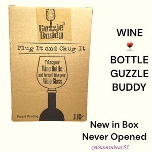 WHAT IS IT? ITS A WINE 🍷 GUZZLE BUDDY FOR YOUR WINE BOTTLE! JUST PLUG IT & CHUG